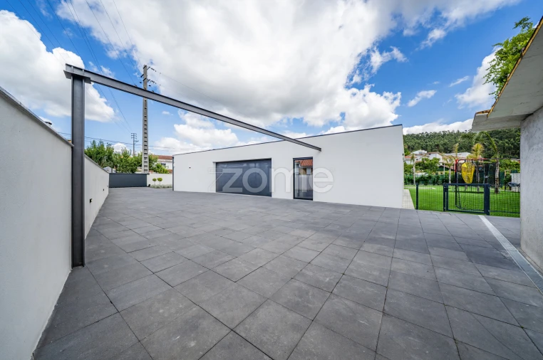 Moradia T4 para Venda em Este (São Pedro e São Mamede) Foto 35