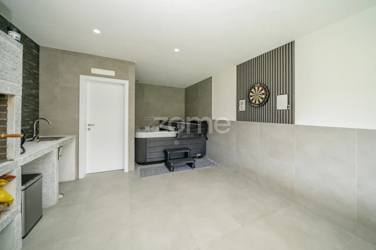 Moradia T4 para Venda em Este (São Pedro e São Mamede) Foto 23