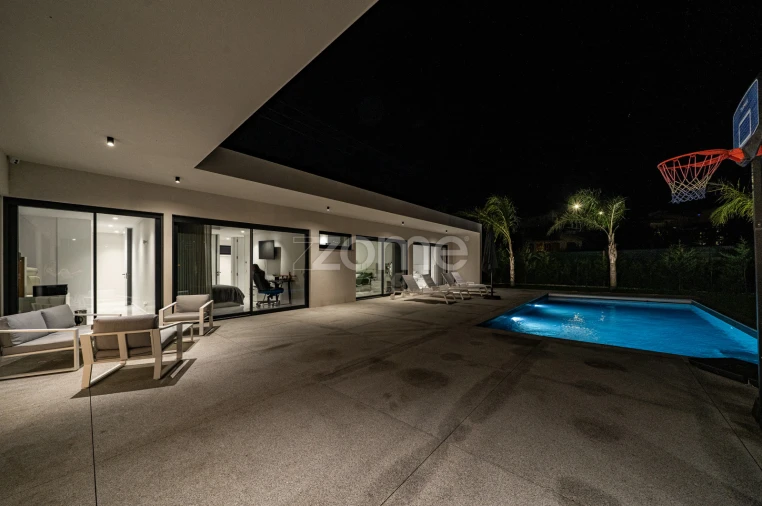 Moradia T4 para Venda em Este (São Pedro e São Mamede) Foto 11