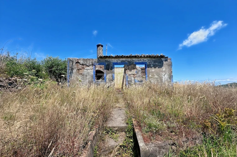 Moradia T1 para Venda em Santa Barbara