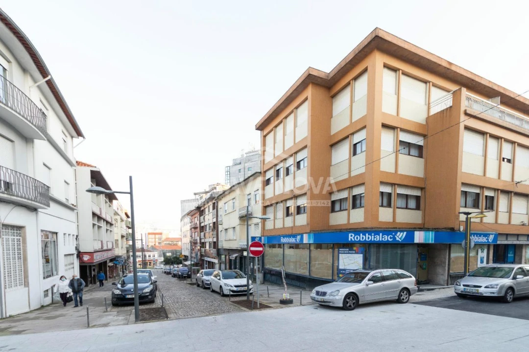 Loja para Venda em São João da Madeira Foto 6