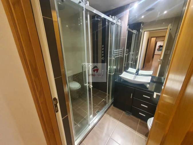 Apartamento T2 para Venda em Madalena Foto 30