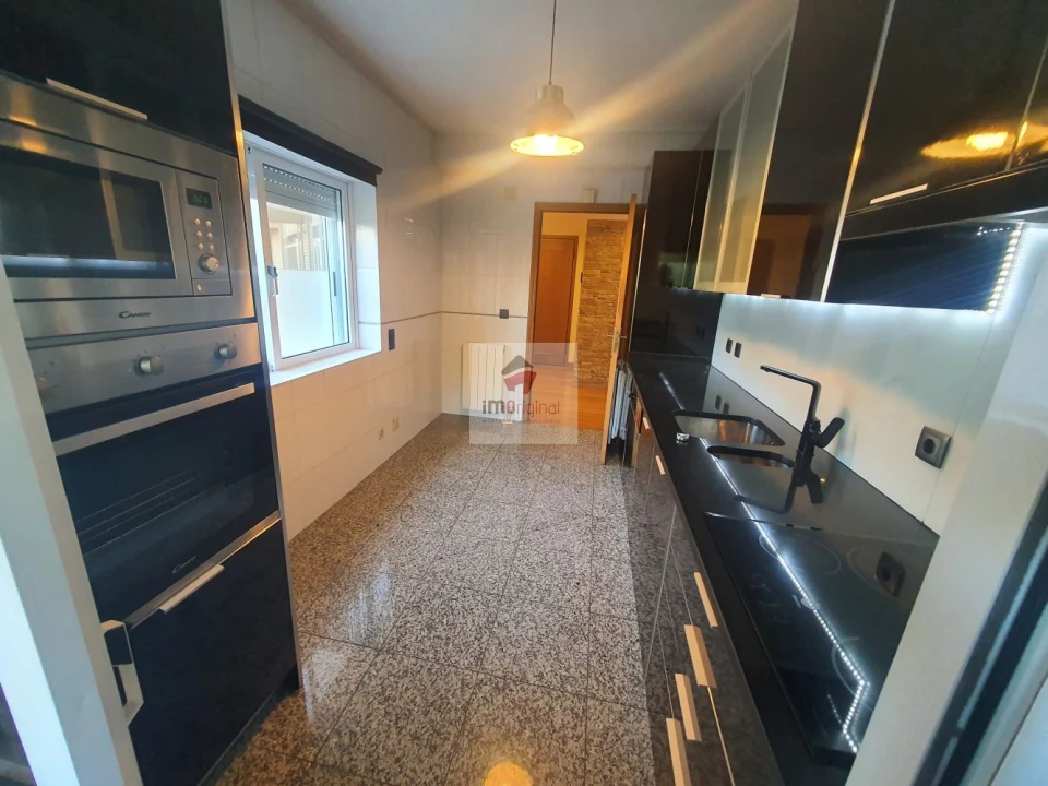 Apartamento T2 para Venda em Madalena Foto 22