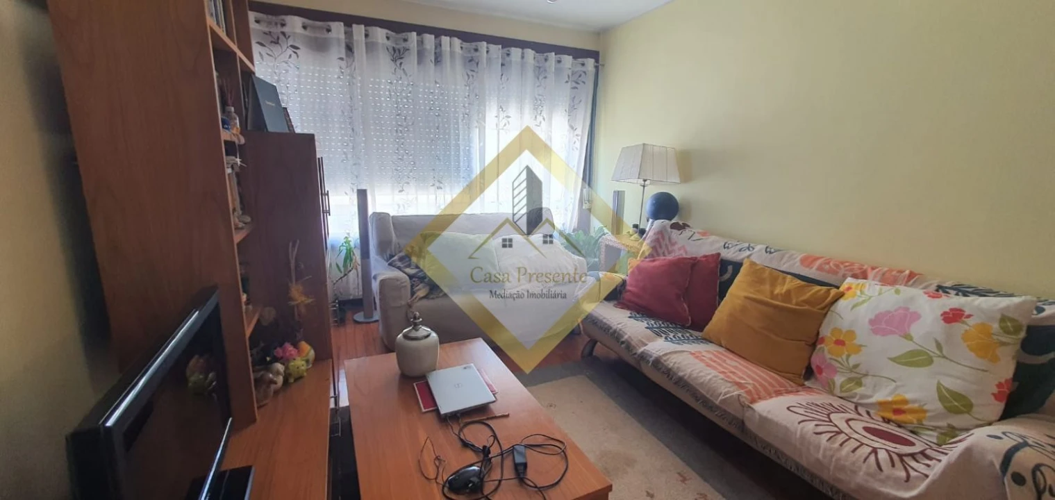 Apartamento T2 para Venda em Mafamude e Vilar do Paraíso Foto 13