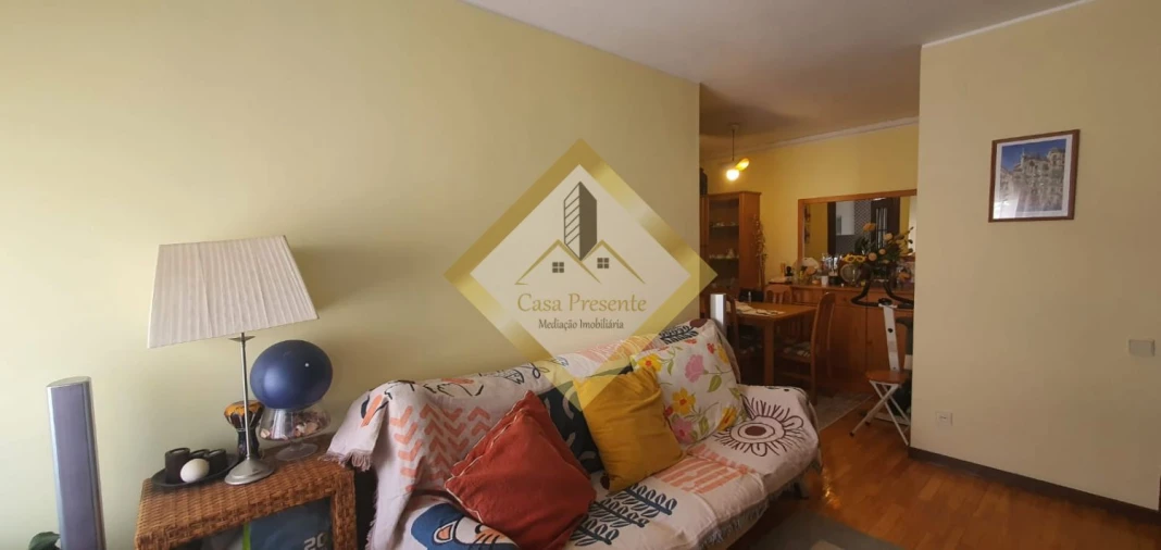 Apartamento T2 para Venda em Mafamude e Vilar do Paraíso Foto 11