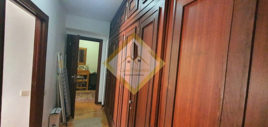 Apartamento T2 para Venda em Mafamude e Vilar do Paraíso Foto 25