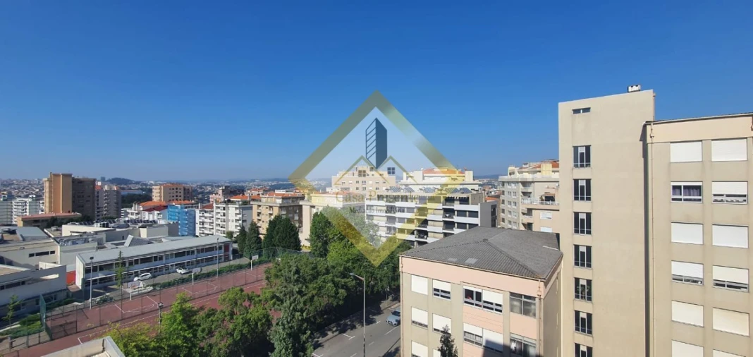 Apartamento T2 para Venda em Mafamude e Vilar do Paraíso Foto 39