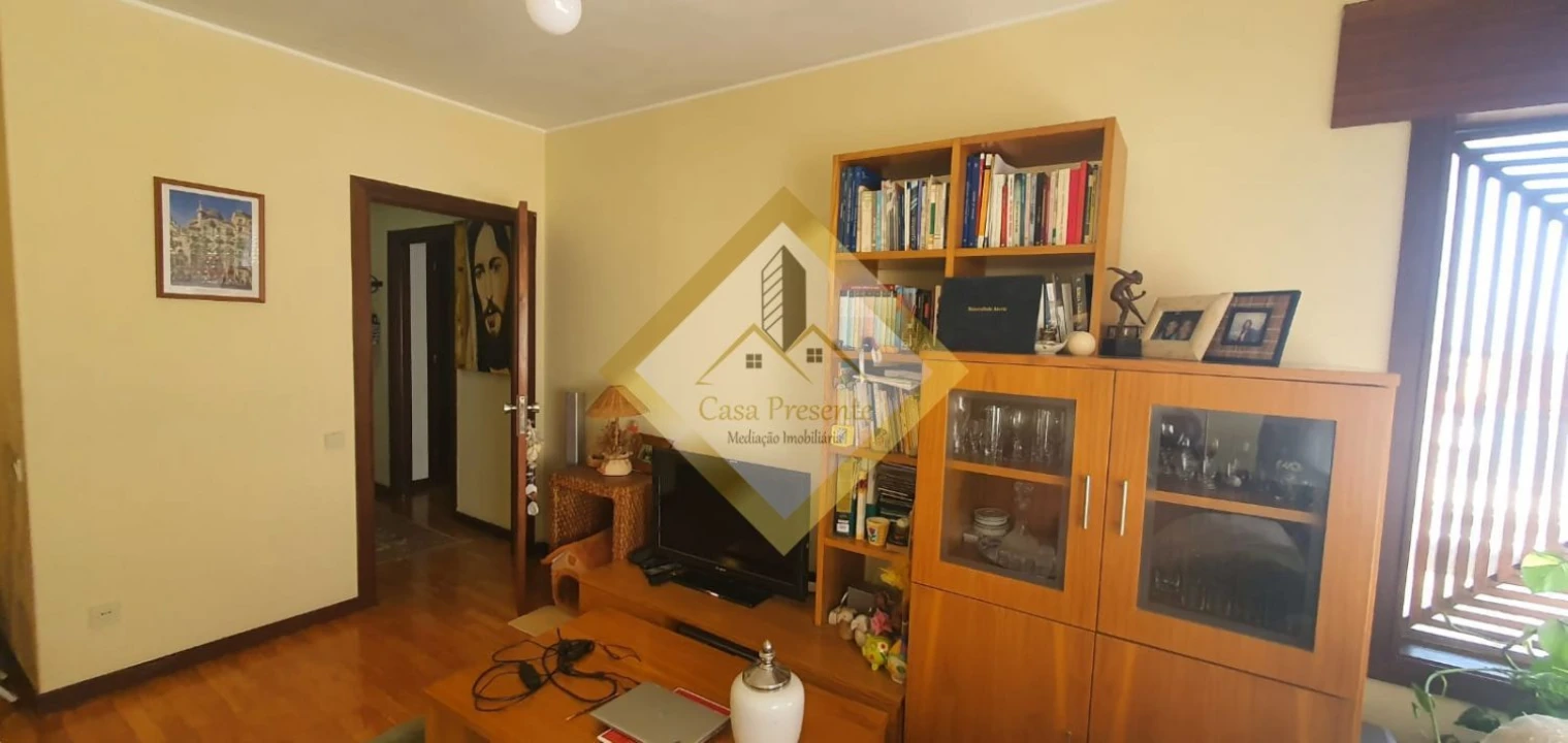 Apartamento T2 para Venda em Mafamude e Vilar do Paraíso Foto 15