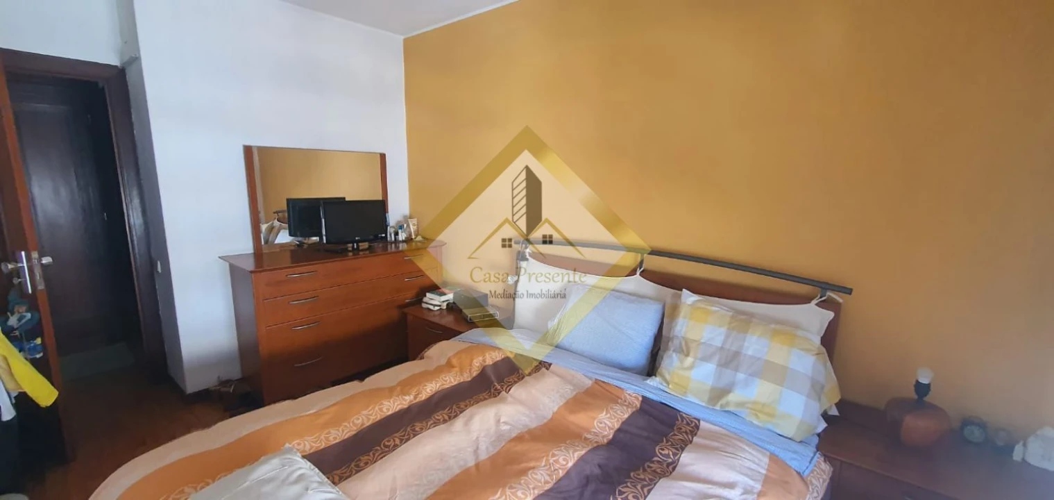 Apartamento T2 para Venda em Mafamude e Vilar do Paraíso Foto 26