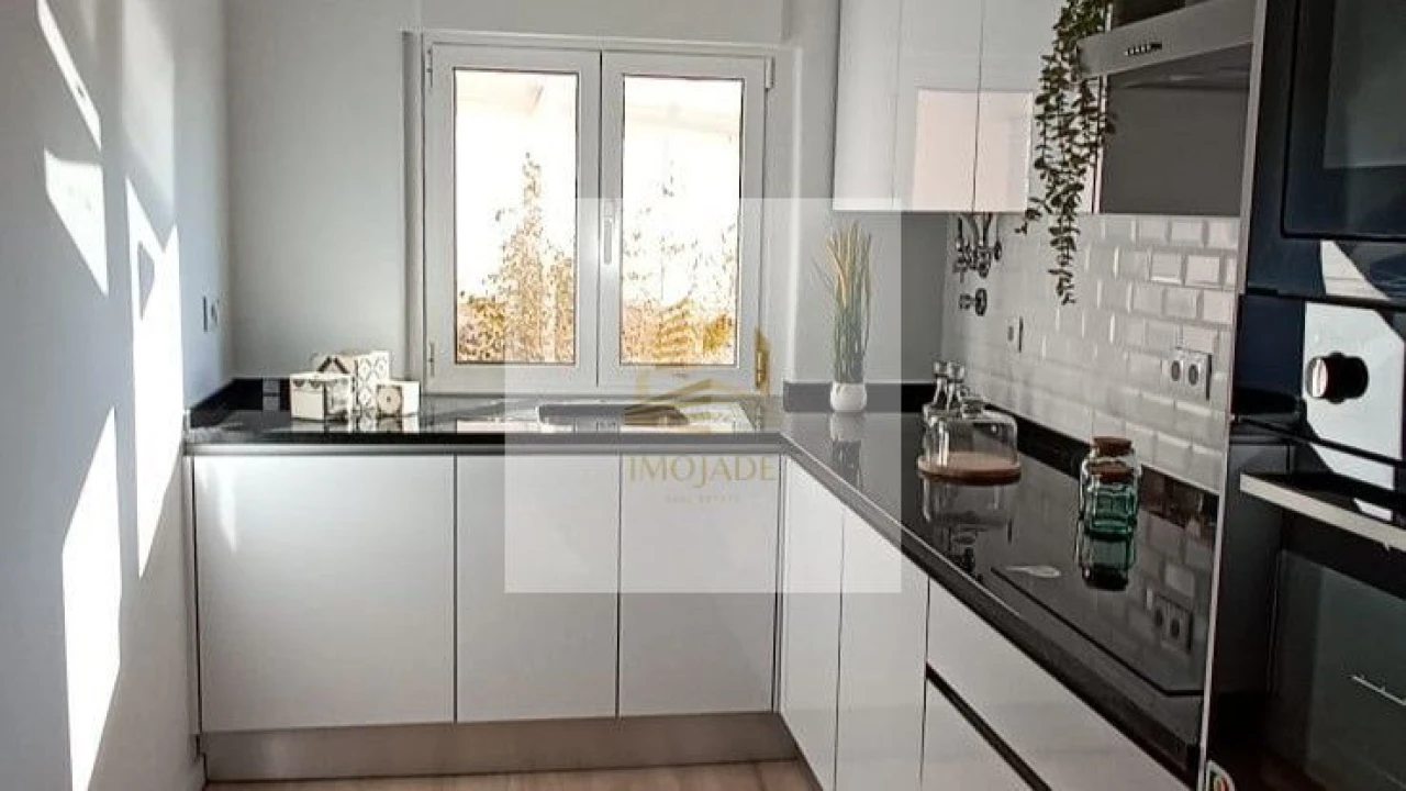 Apartamento T3 para Venda em Benfica Foto 7