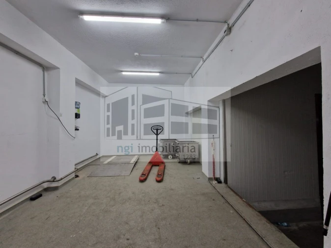 Loja para Arrendamento em Mina de Água Foto 20