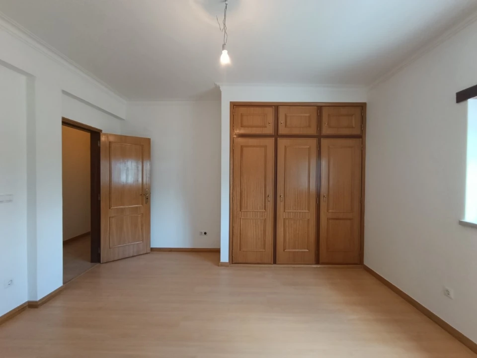 Moradia T3 para Venda em Martinchel Foto 25