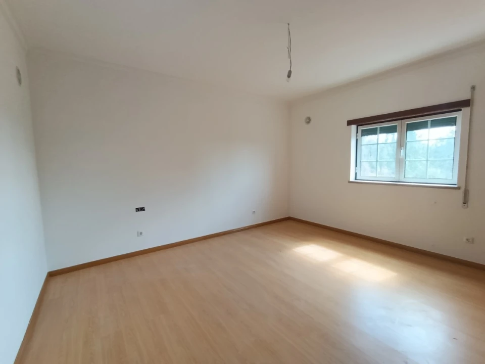 Moradia T3 para Venda em Martinchel Foto 28