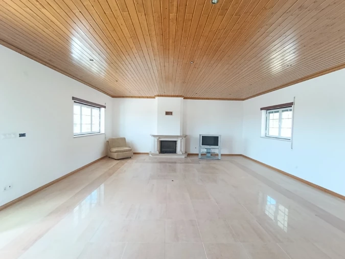 Moradia T3 para Venda em Martinchel Foto 23