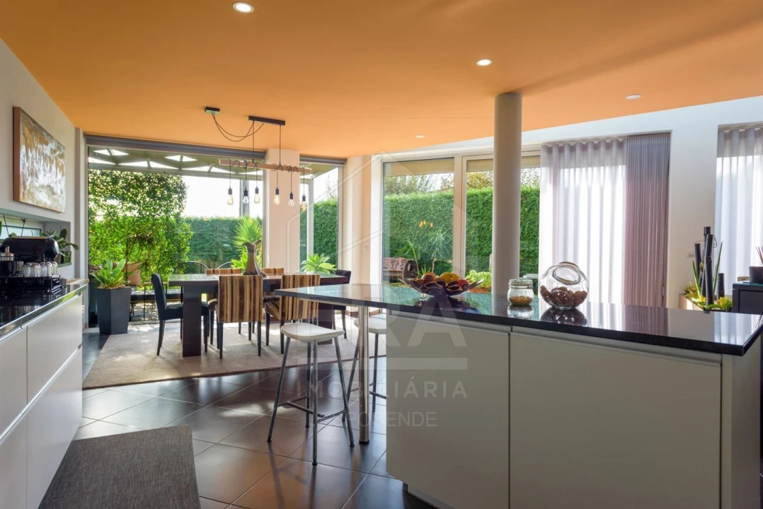 Moradia T3 para Venda em Vila Cova e Feitos Foto 6