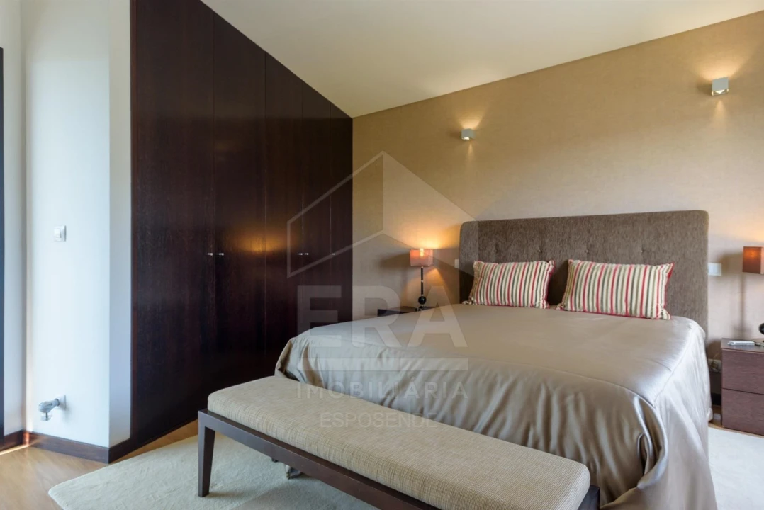 Moradia T3 para Venda em Vila Cova e Feitos Foto 24