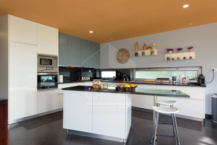 Moradia T3 para Venda em Vila Cova e Feitos Foto 5