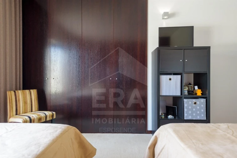 Moradia T3 para Venda em Vila Cova e Feitos Foto 18