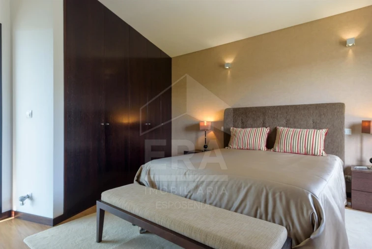 Moradia T3 para Venda em Vila Cova e Feitos Foto 25