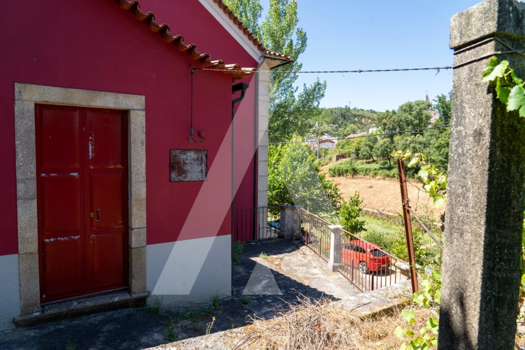 Moradia T7 para Venda em Vila Cova de Alva e Anseriz Foto 13