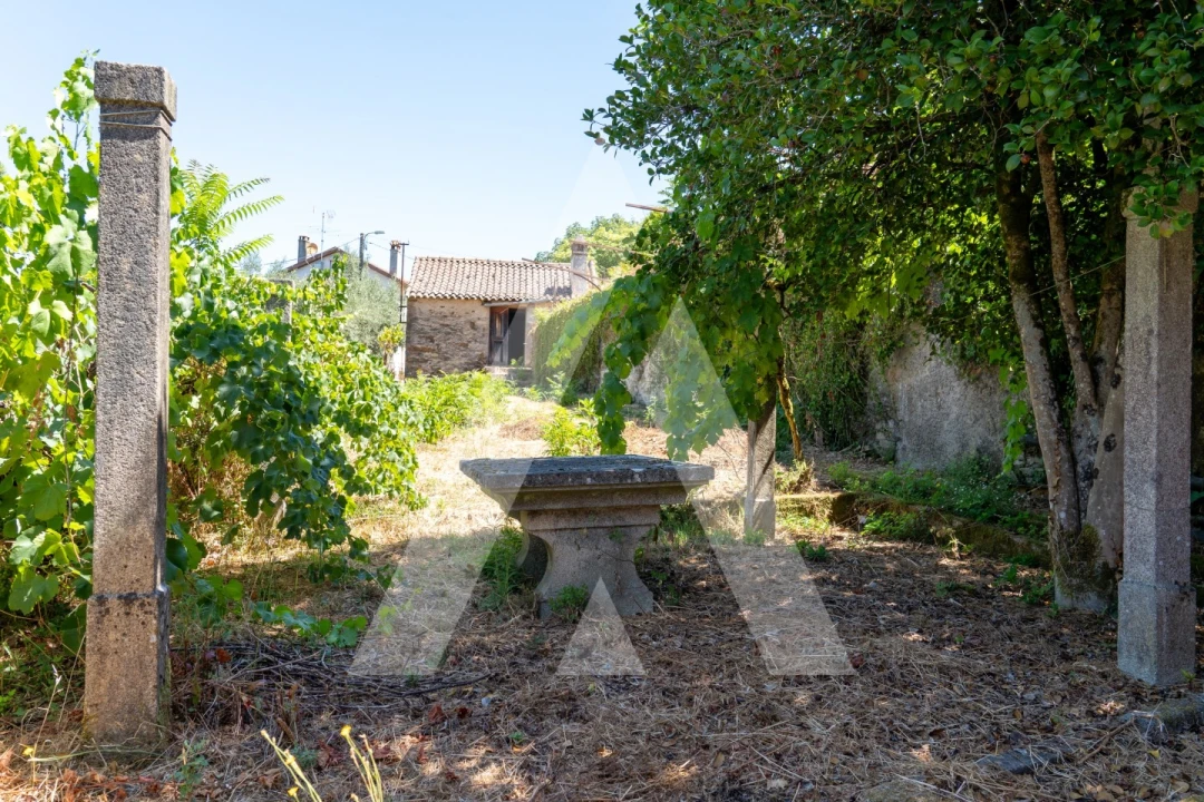 Moradia T7 para Venda em Vila Cova de Alva e Anseriz Foto 14