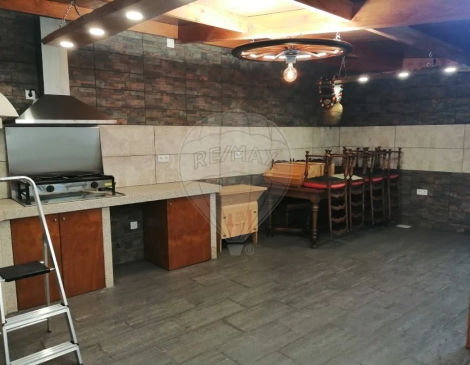 Moradia T3 para Venda em Oliveira de Frades, Souto de Lafões e Sejães Foto 7