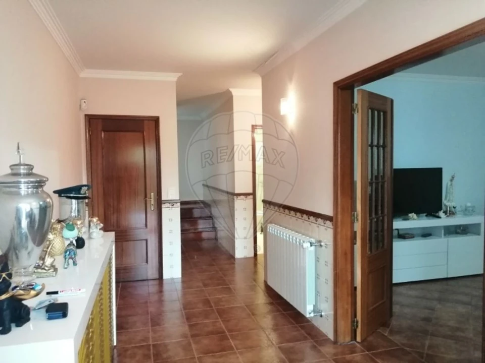 Moradia T3 para Venda em Oliveira de Frades, Souto de Lafões e Sejães Foto 9