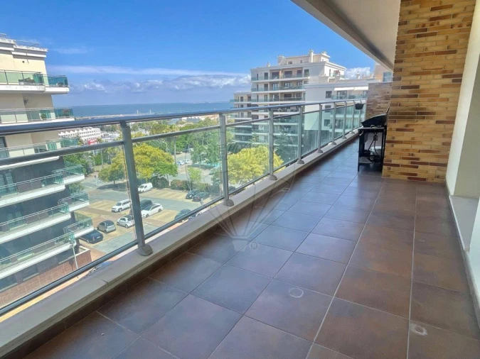 Apartamento T3 para Arrendamento em Sacavém e Prior Velho