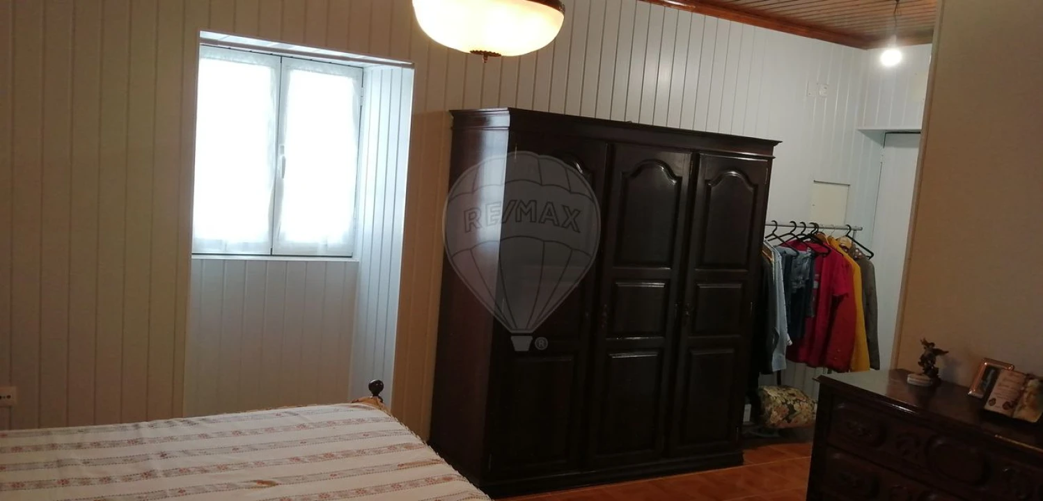 Moradia T1 para Venda em Sobreira Formosa e Alvito da Beira Foto 3