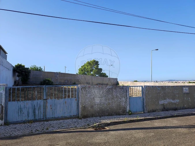 Terreno para Venda em São Domingos de Rana Foto 4