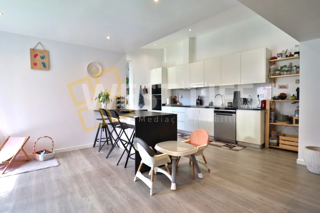 Moradia T3 para Venda em Ventosa Foto 3