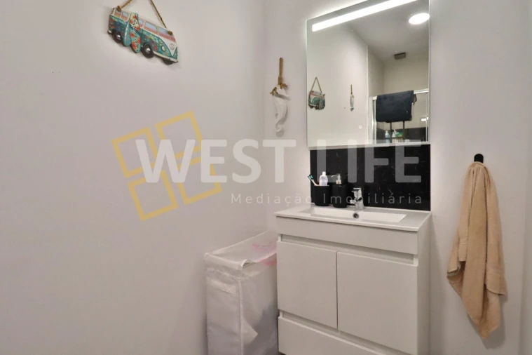 Moradia T3 para Venda em Ventosa Foto 24