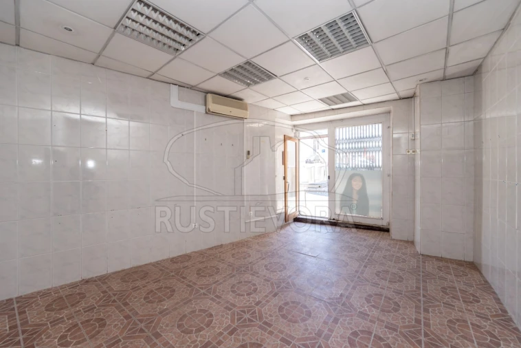 Prédio para Venda em Sé e São Lourenço Foto 18