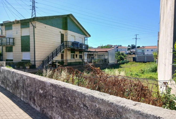 Terreno para Venda em Ermesinde Foto 4
