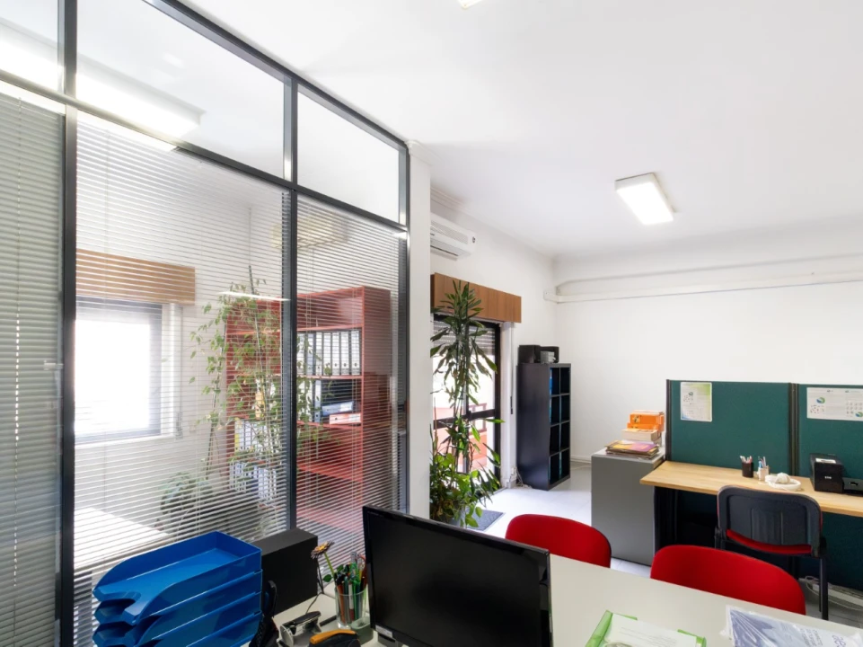 Loja para Venda em Alfragide Foto 3