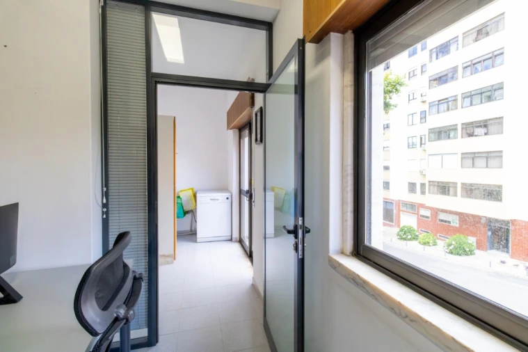 Loja para Venda em Alfragide Foto 16