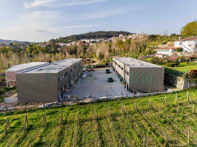 Apartamento T1 para Venda em Infias Foto 40