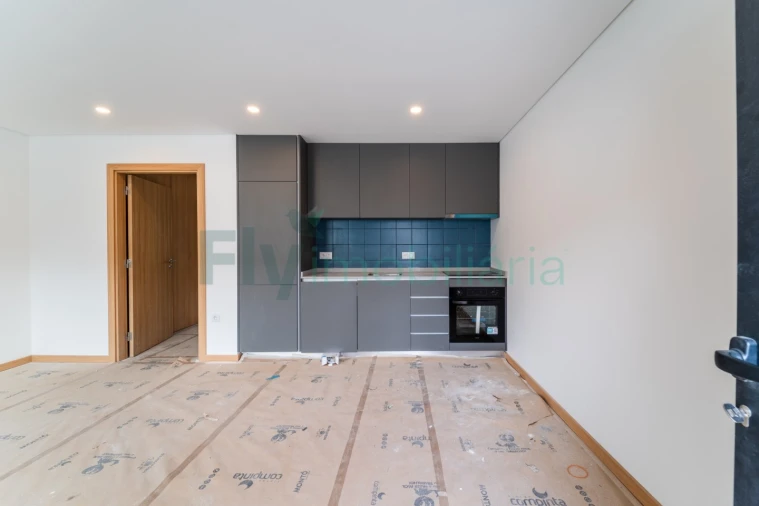 Apartamento T1 para Venda em Infias Foto 5