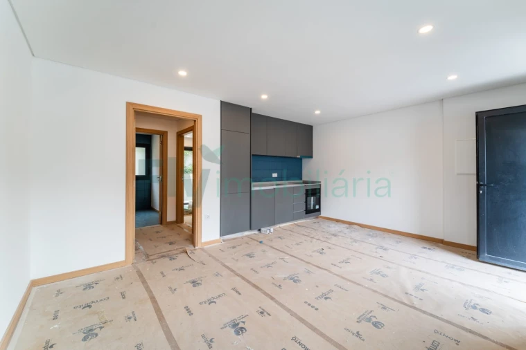 Apartamento T1 para Venda em Infias Foto 6