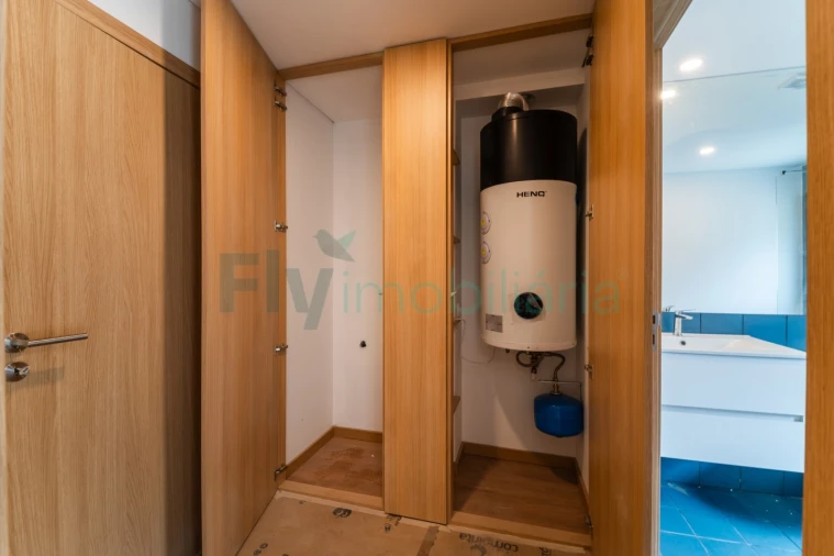 Apartamento T1 para Venda em Infias Foto 20