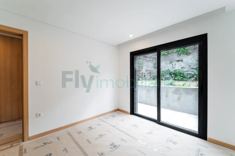 Apartamento T1 para Venda em Infias Foto 26