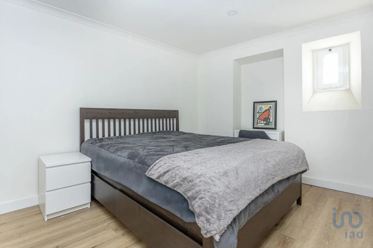 Apartamento T1 para Arrendamento em Misericórdia Foto 7