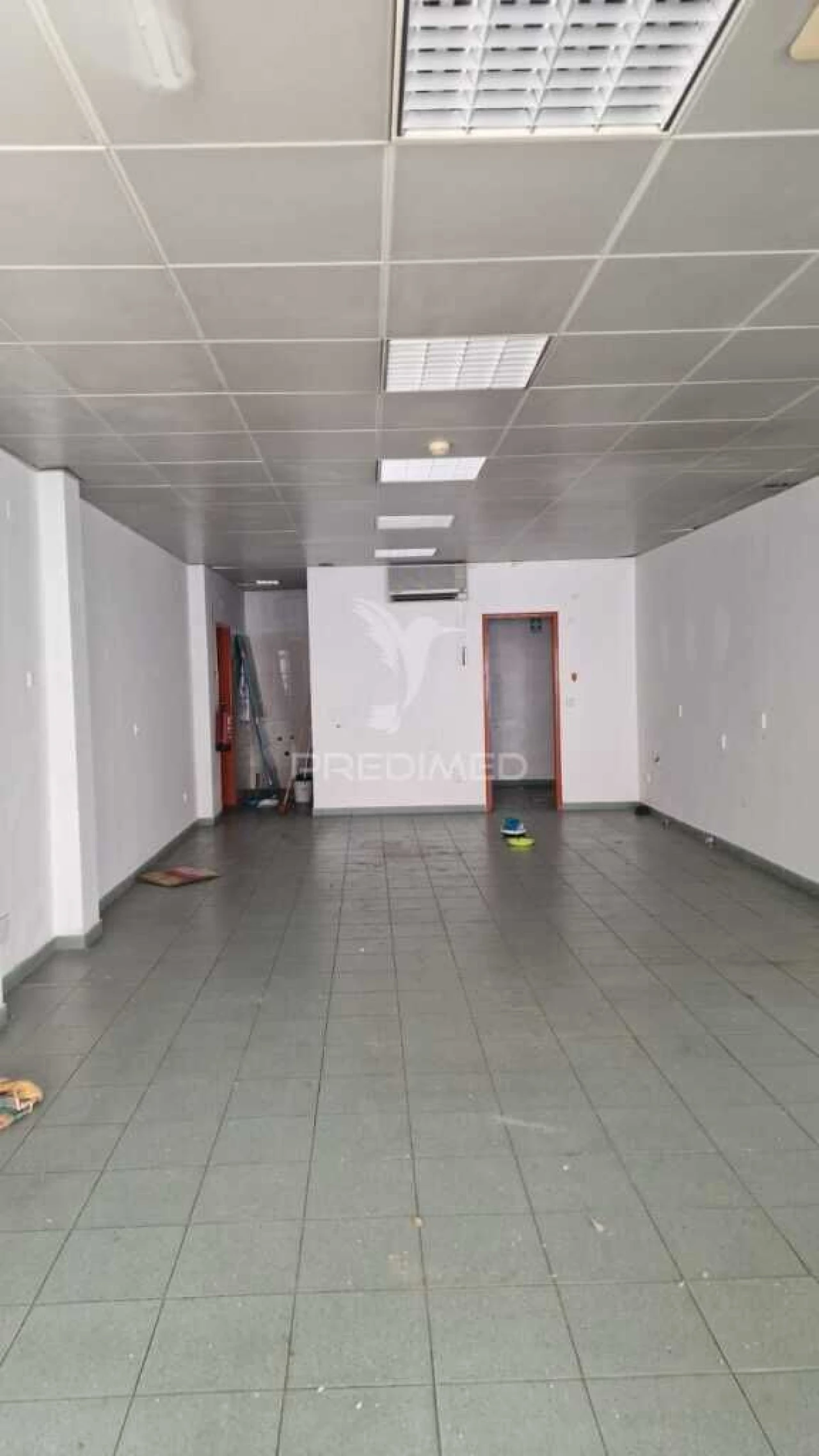 Loja para Arrendamento em Aljubarrota Foto 8