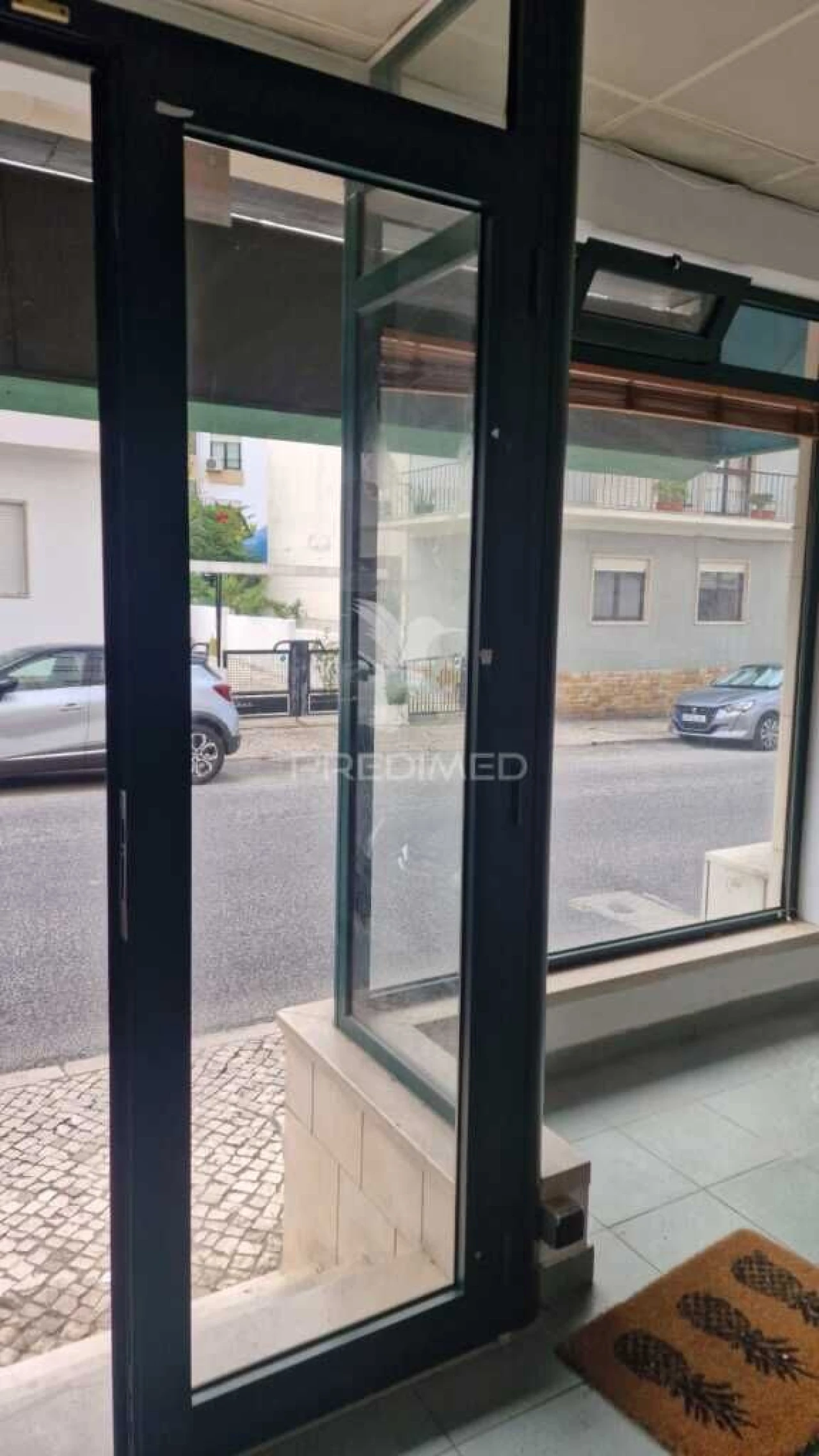 Loja para Arrendamento em Aljubarrota Foto 6