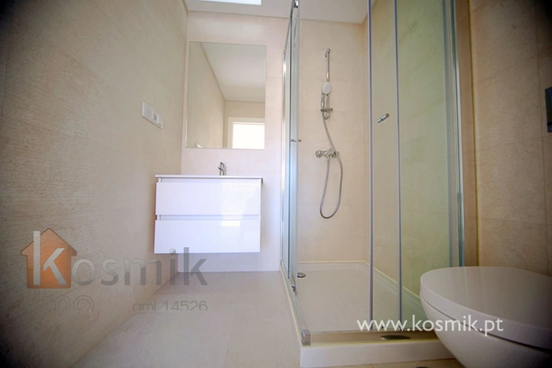 Apartamento T3 para Arrendamento em Póvoa de Santo Adrião e Olival Basto Foto 9