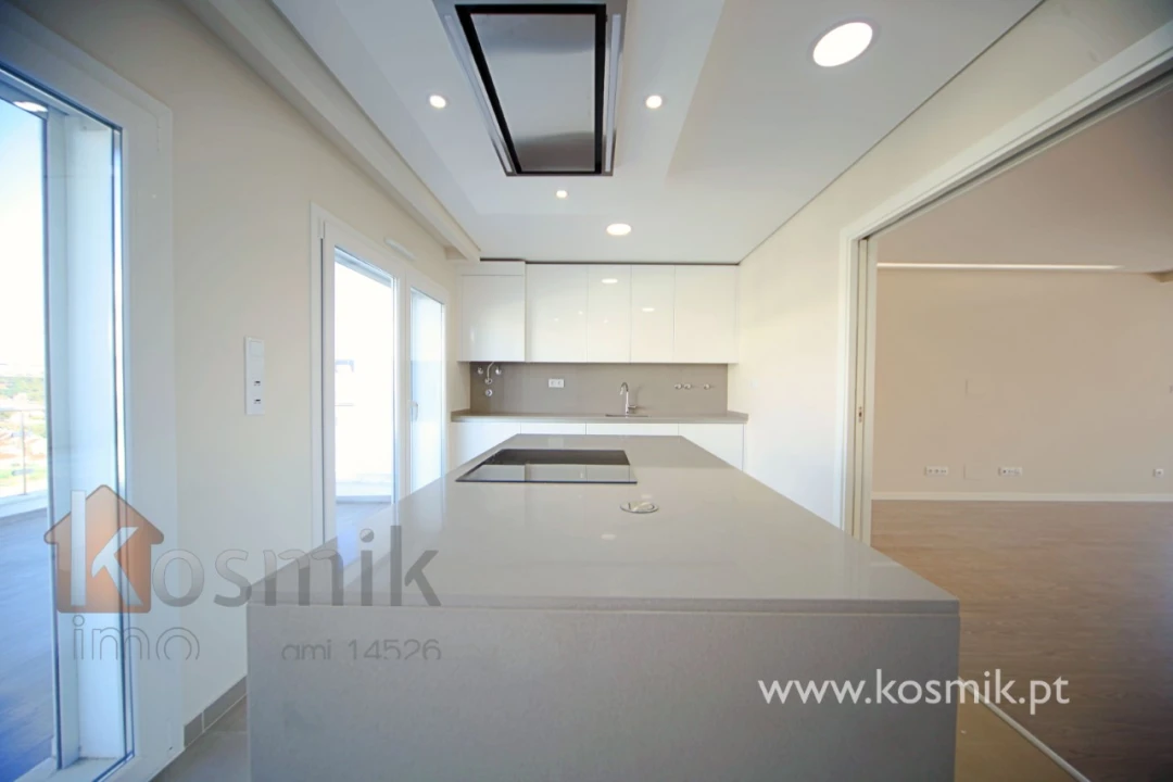 Apartamento T3 para Arrendamento em Póvoa de Santo Adrião e Olival Basto Foto 34