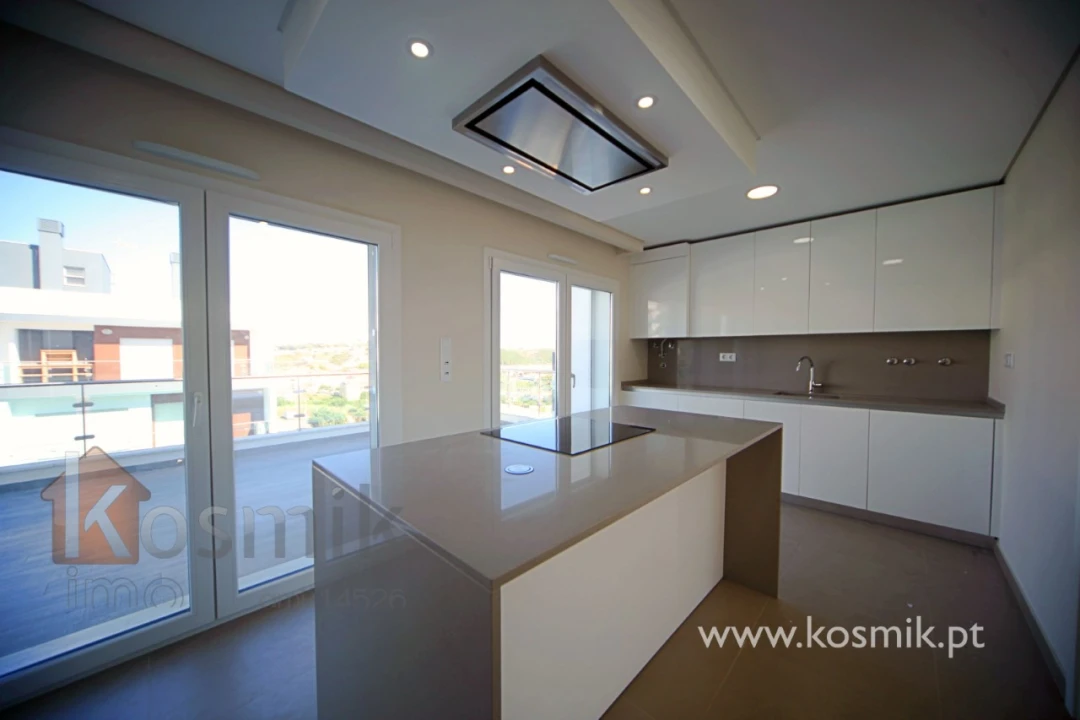 Apartamento T3 para Arrendamento em Póvoa de Santo Adrião e Olival Basto Foto 35