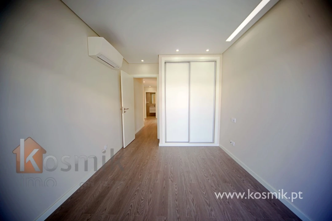 Apartamento T3 para Arrendamento em Póvoa de Santo Adrião e Olival Basto Foto 63