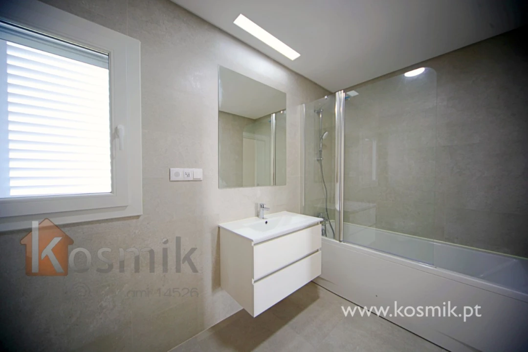 Apartamento T3 para Arrendamento em Póvoa de Santo Adrião e Olival Basto Foto 68