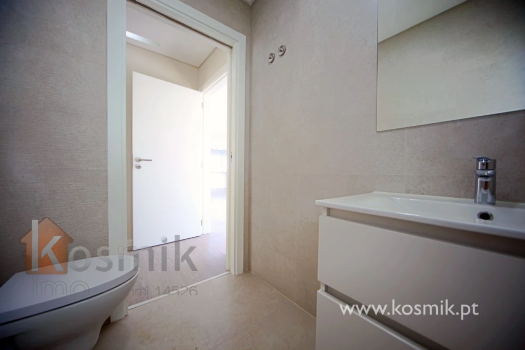 Apartamento T3 para Arrendamento em Póvoa de Santo Adrião e Olival Basto Foto 72